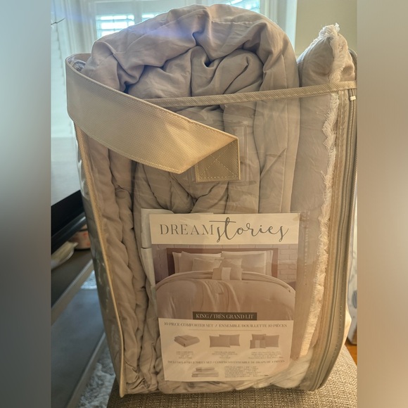 🎉LAST CHANCE🎉DREAM STORIES 10Pc Extra Soft Solid Comforter Set - Picture 9 of 15